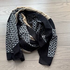Black and Beige Geometric Patterned Scarf